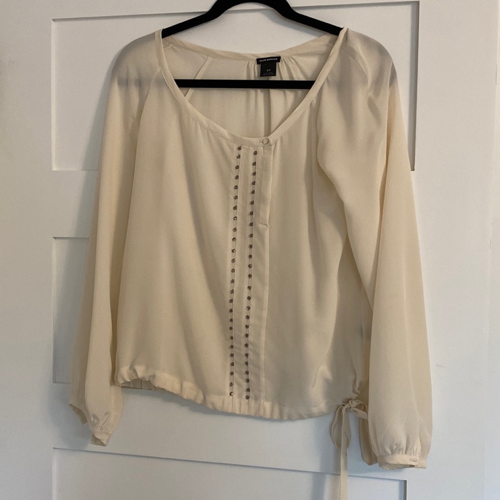 Club Monaco off white blouse. Good condition. Size S